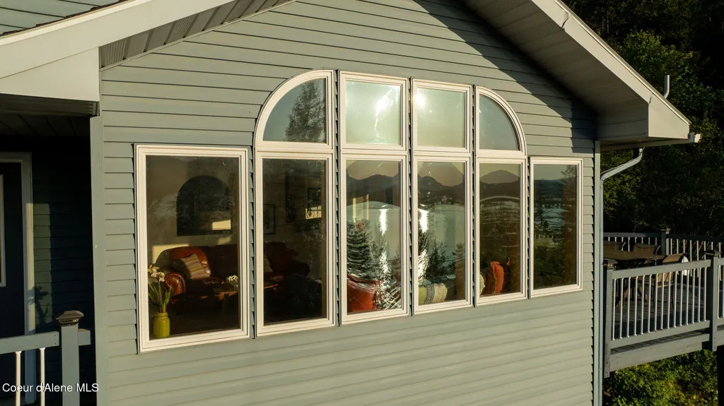 3338 Bottle Bay Road Sagle ID 83860