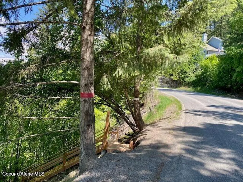 3338 Bottle Bay Road Sagle ID 83860