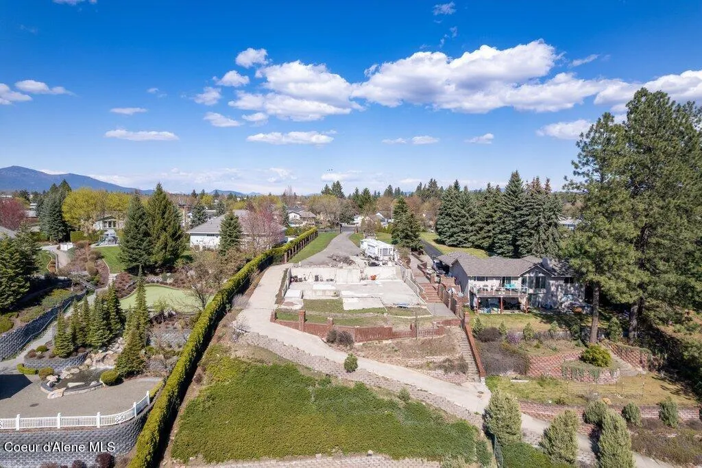 1504 E Plaza Drive Post Falls ID 83854