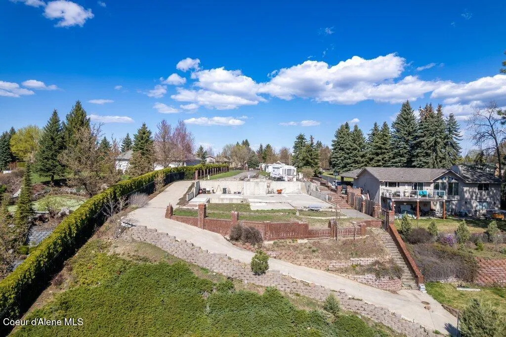 1504 E Plaza Drive Post Falls ID 83854