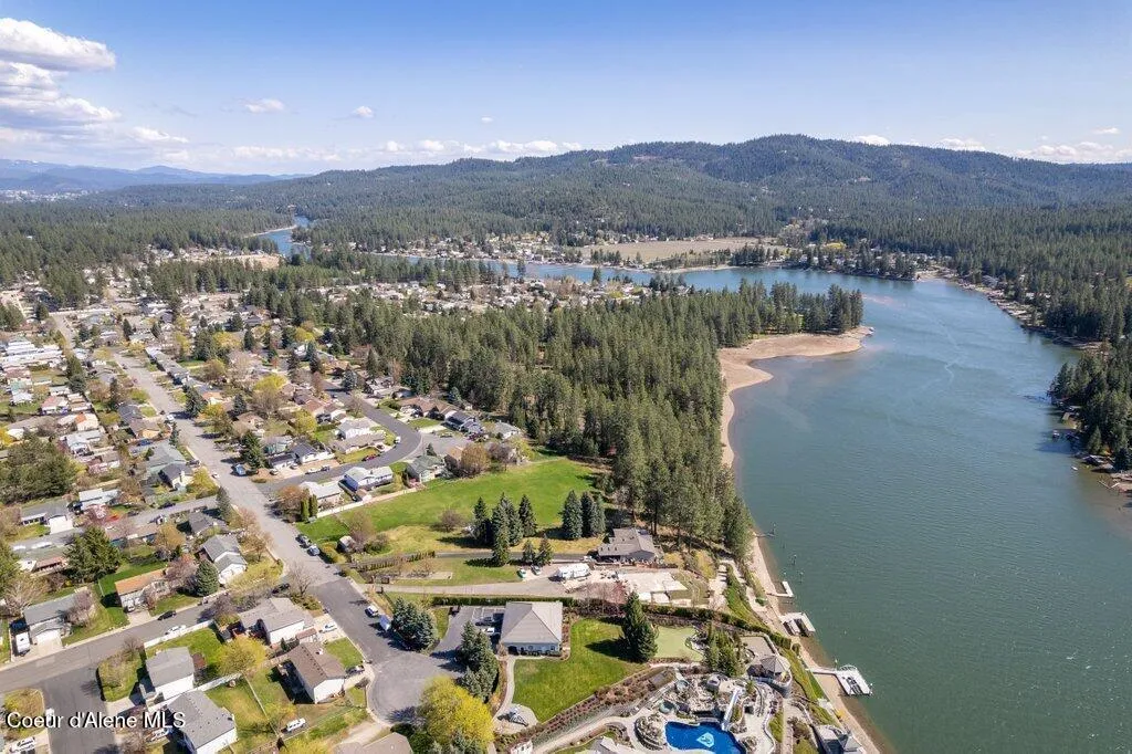 1504 E Plaza Drive Post Falls ID 83854