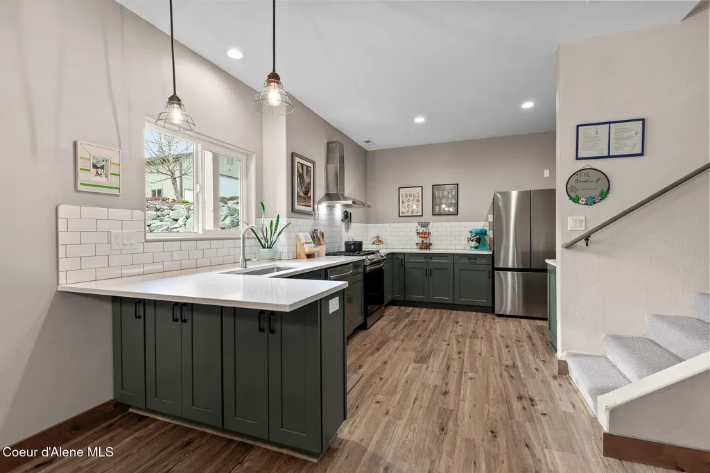 19133 N Ella Road Rathdrum ID 83858