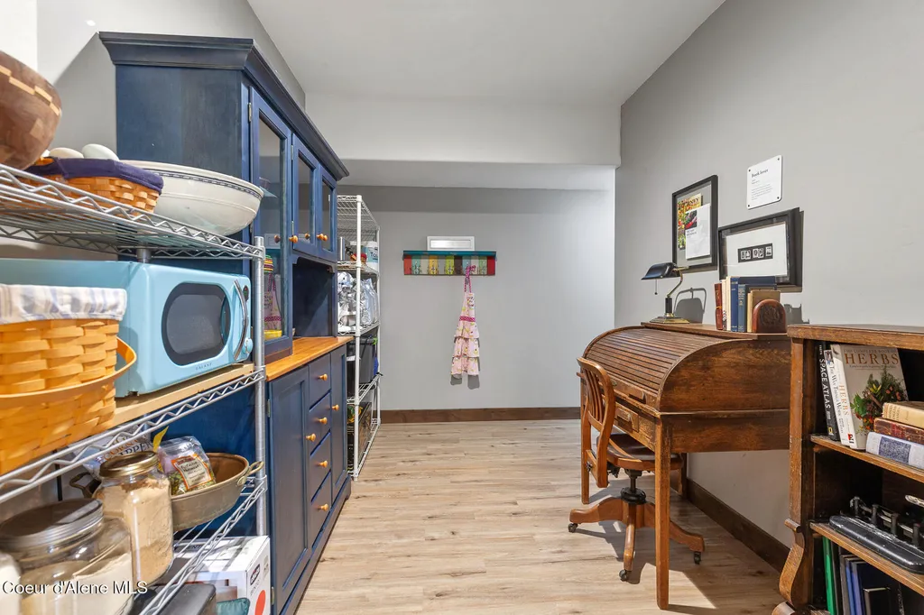 19133 N Ella Road Rathdrum ID 83858