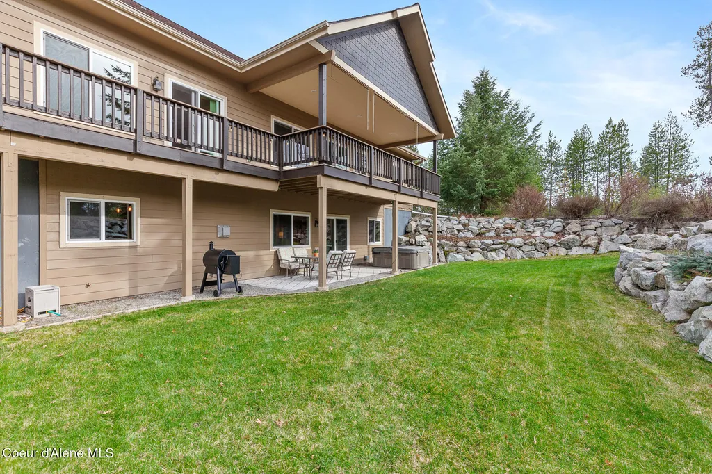 19133 N Ella Road Rathdrum ID 83858
