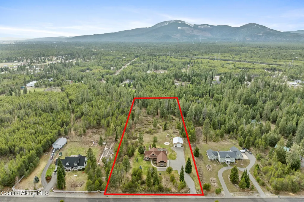 19133 N Ella Road Rathdrum ID 83858