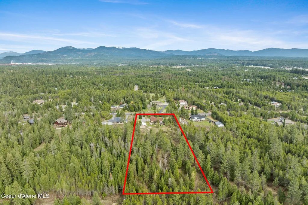 19133 N Ella Road Rathdrum ID 83858