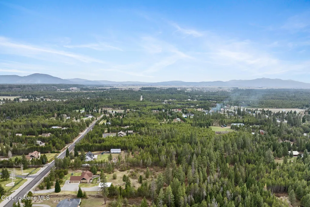 19133 N Ella Road Rathdrum ID 83858