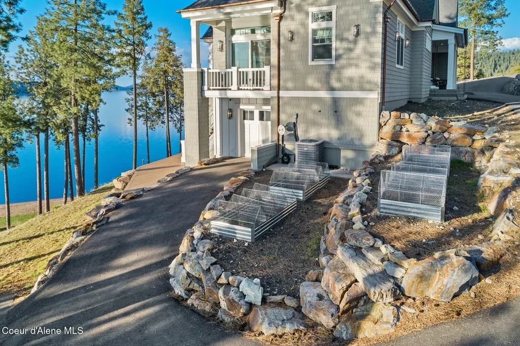 903 E Pugh Point Court Harrison ID 83833
