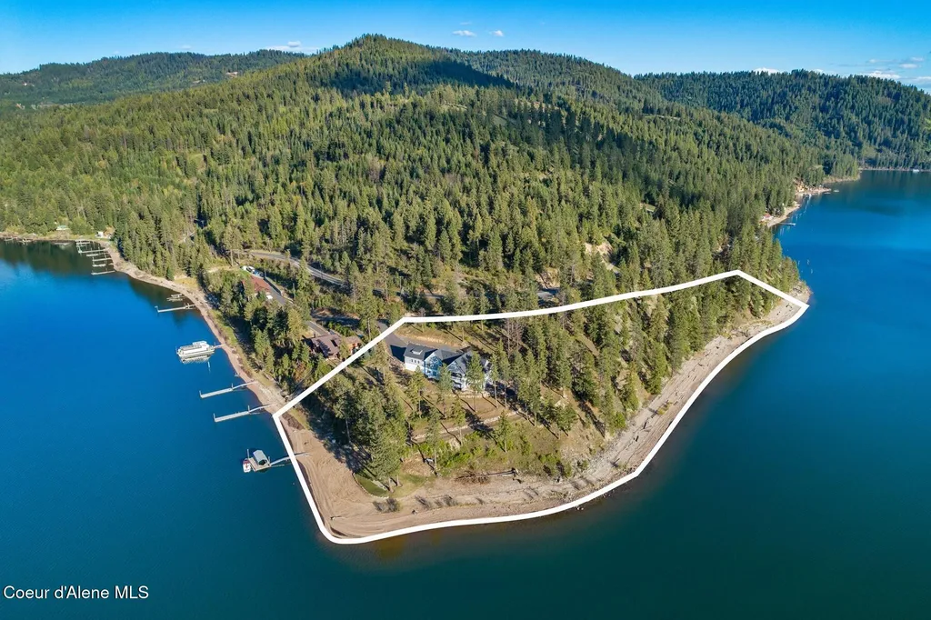 903 E Pugh Point Court Harrison ID 83833