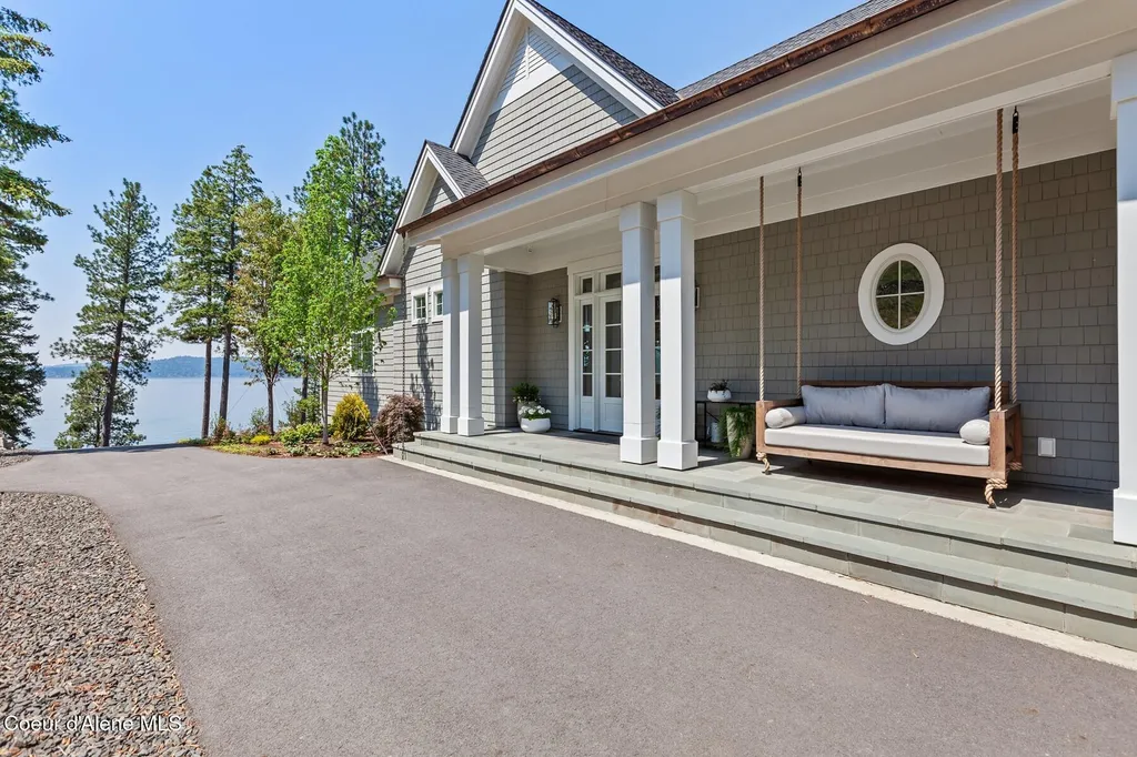 903 E Pugh Point Court Harrison ID 83833