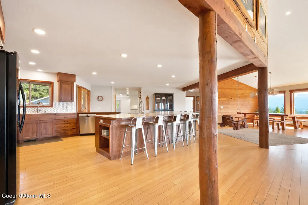 495 N Ridgeview Lane Priest River ID 83856
