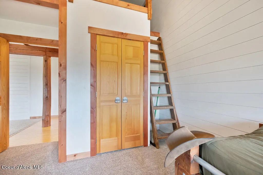 495 N Ridgeview Lane Priest River ID 83856