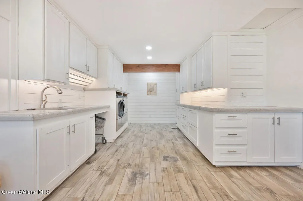 495 N Ridgeview Lane Priest River ID 83856