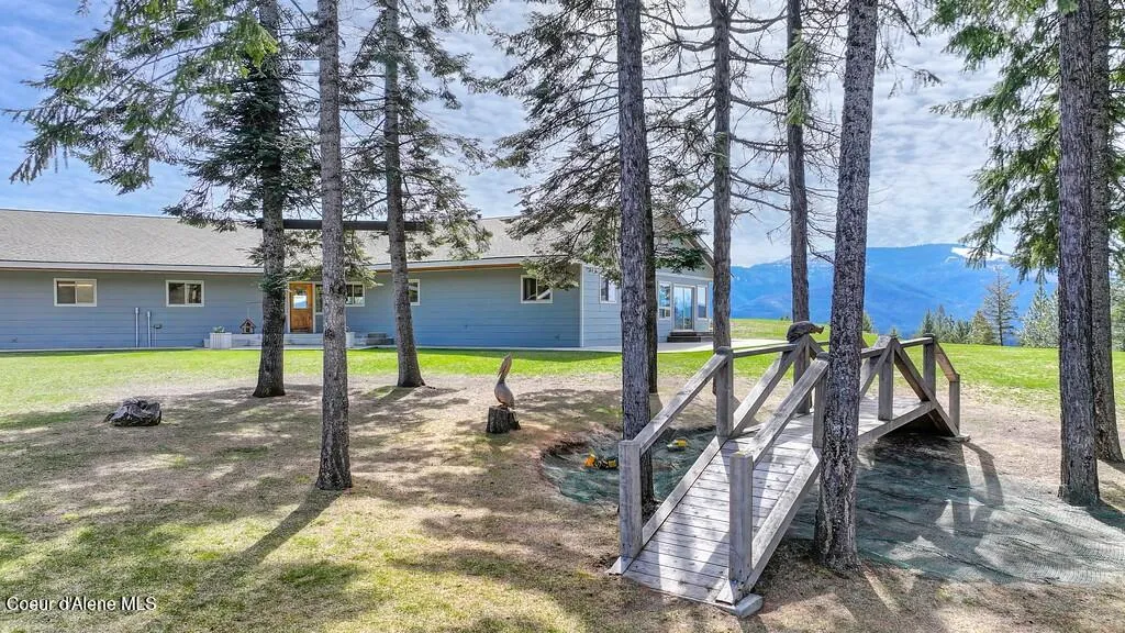 495 N Ridgeview Lane Priest River ID 83856