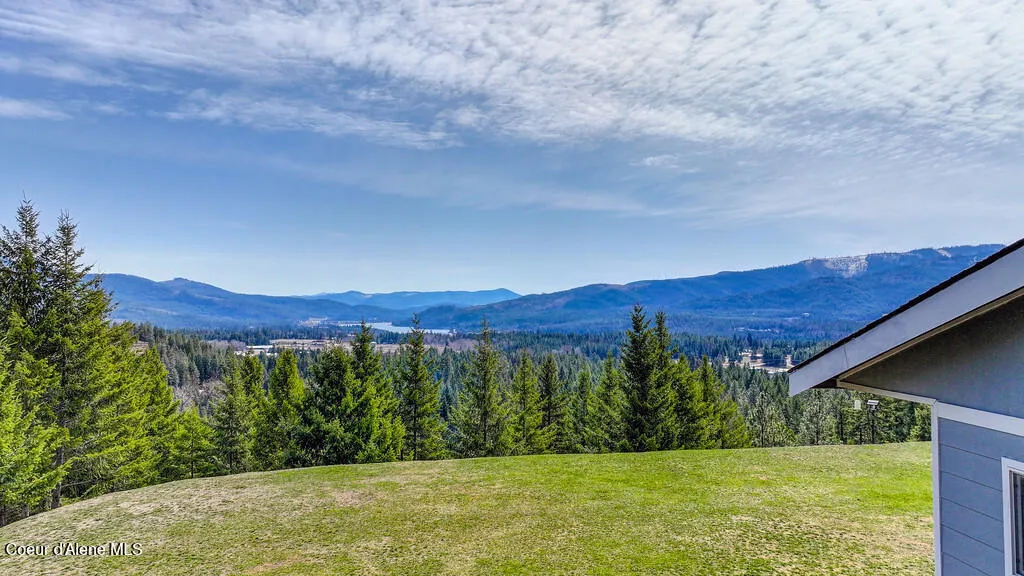 495 N Ridgeview Lane Priest River ID 83856