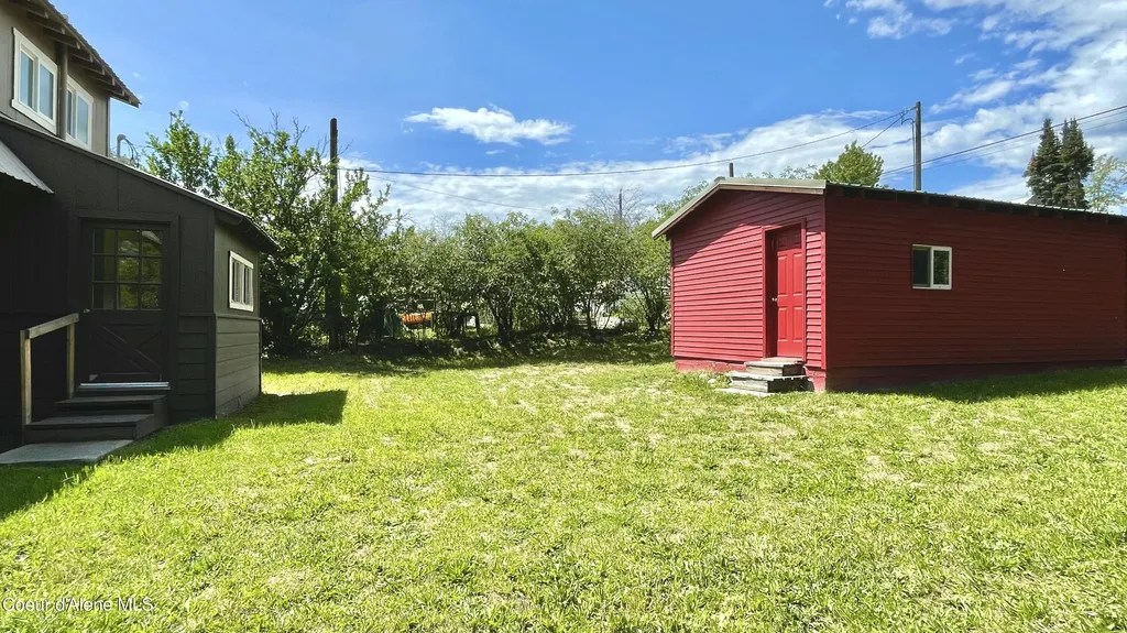 345 E Jefferson Priest River ID 83856