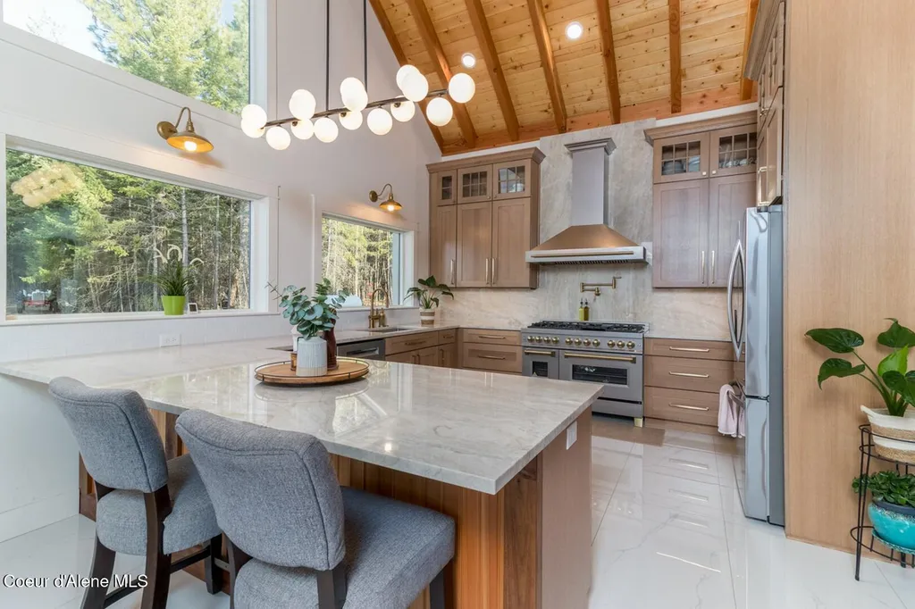 267 Jays Way Bonners Ferry ID 83805