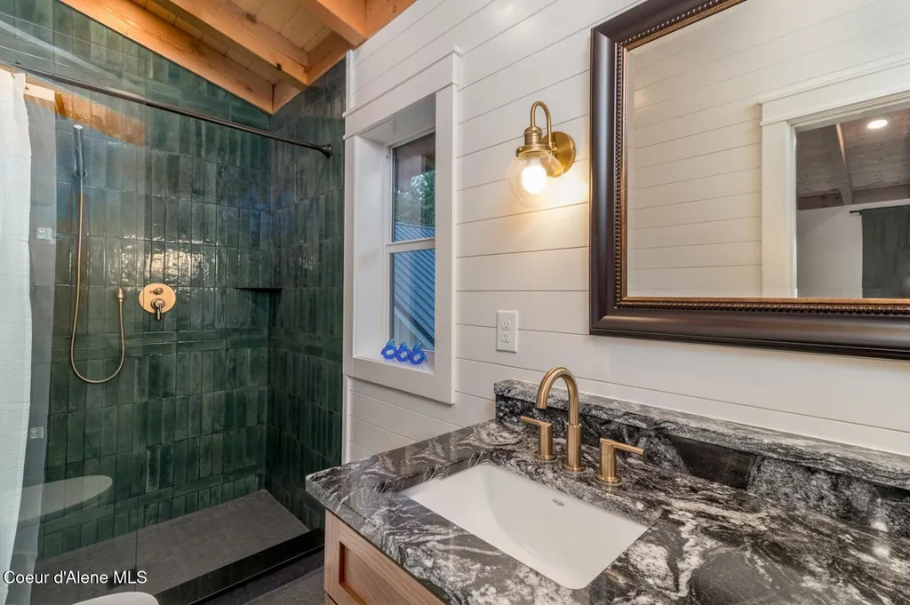267 Jays Way Bonners Ferry ID 83805