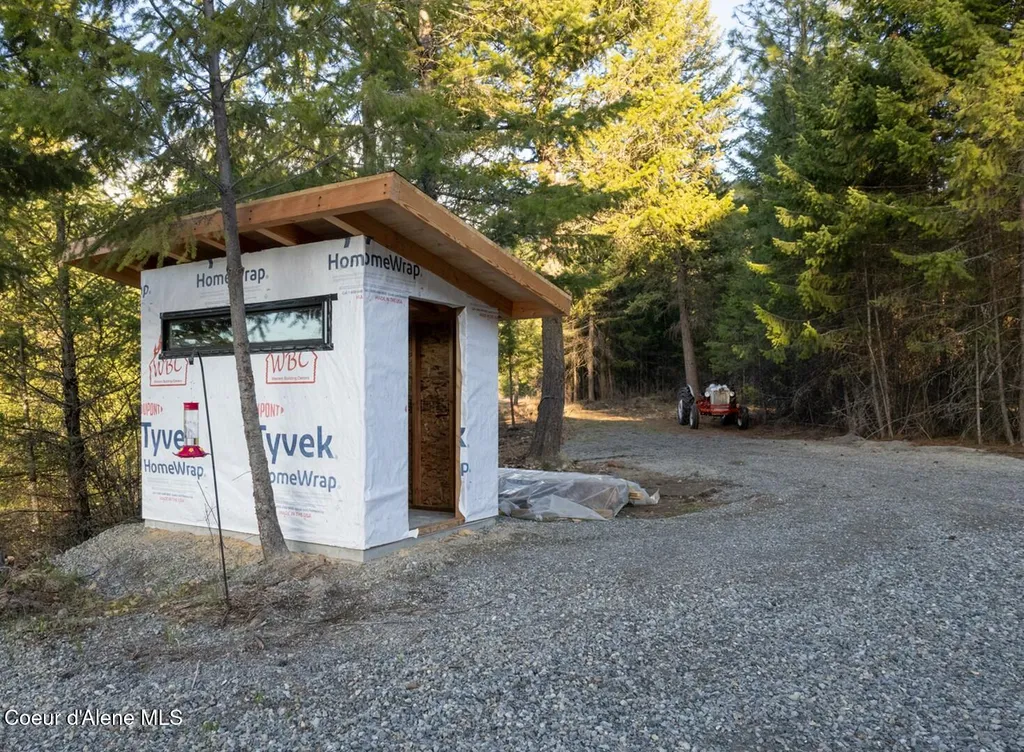 267 Jays Way Bonners Ferry ID 83805