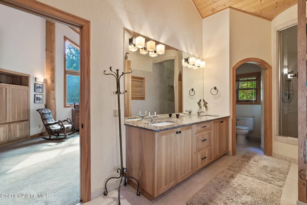62734 S Powderhorn Bay Road Harrison ID 83833