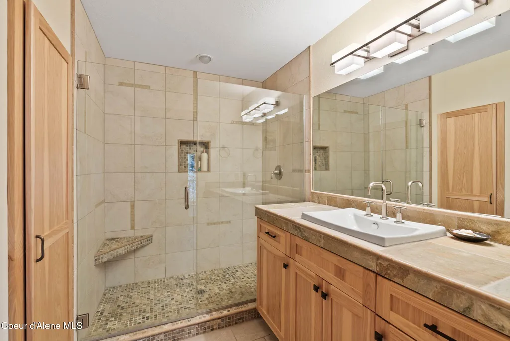 62734 S Powderhorn Bay Road Harrison ID 83833