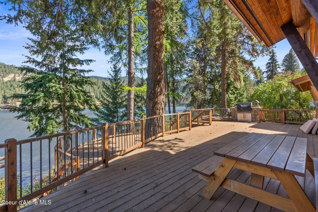 62734 S Powderhorn Bay Road Harrison ID 83833