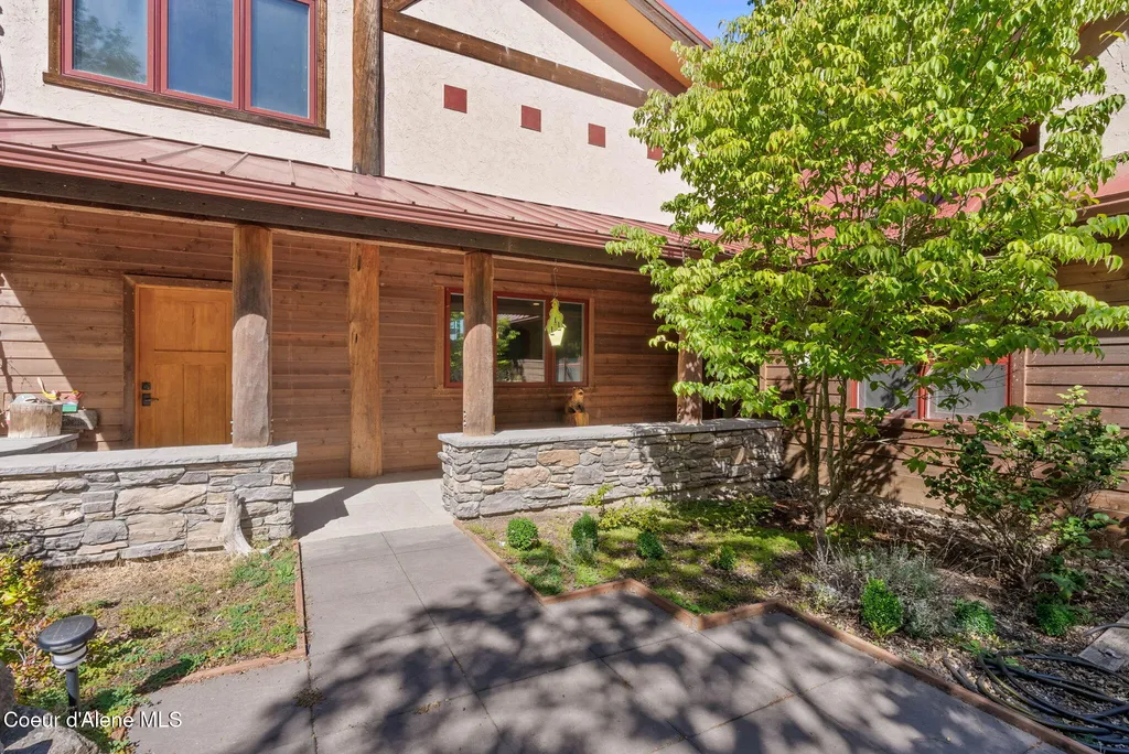 62734 S Powderhorn Bay Road Harrison ID 83833