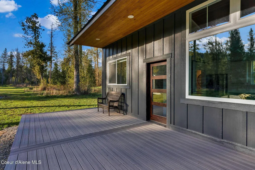 Nka Pebble Lane Moyie Springs ID 83845