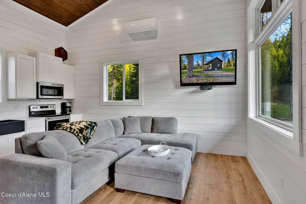Nka Pebble Lane Moyie Springs ID 83845