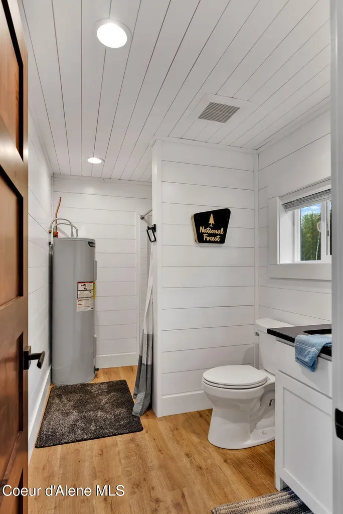 Nka Pebble Lane Moyie Springs ID 83845