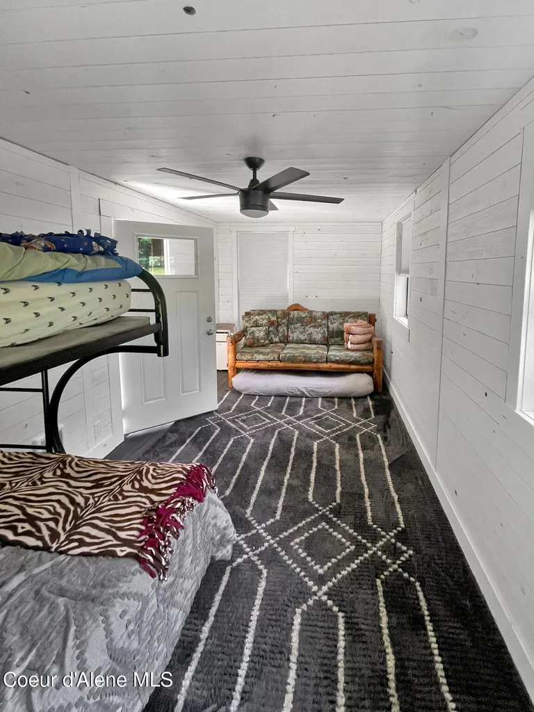 Nka Pebble Lane Moyie Springs ID 83845