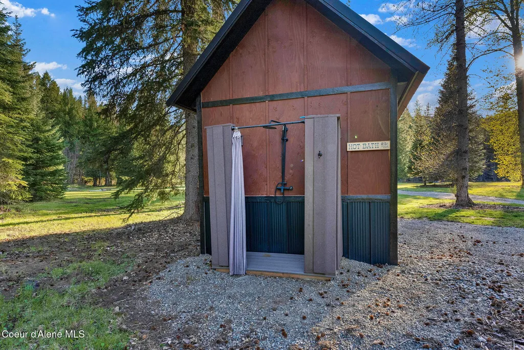 Nka Pebble Lane Moyie Springs ID 83845
