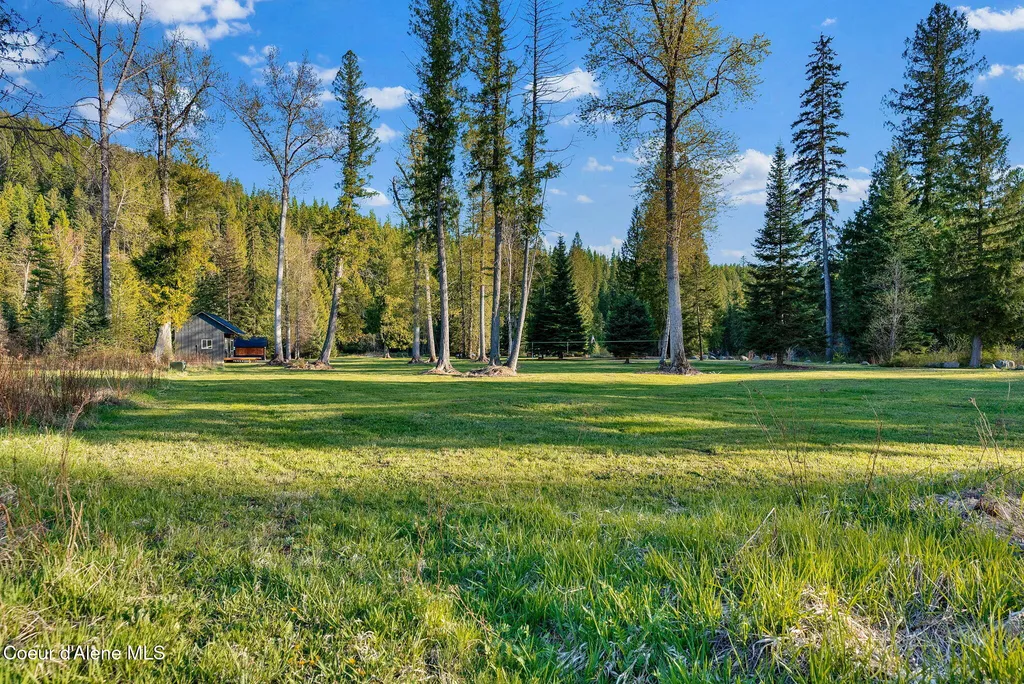 Nka Pebble Lane Moyie Springs ID 83845