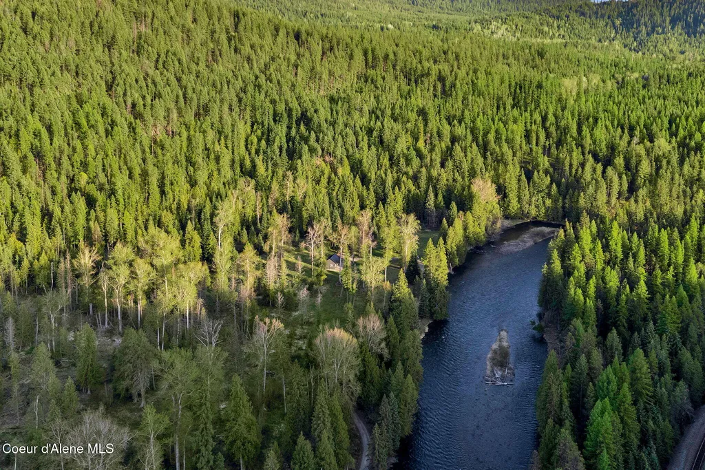 Nka Pebble Lane Moyie Springs ID 83845