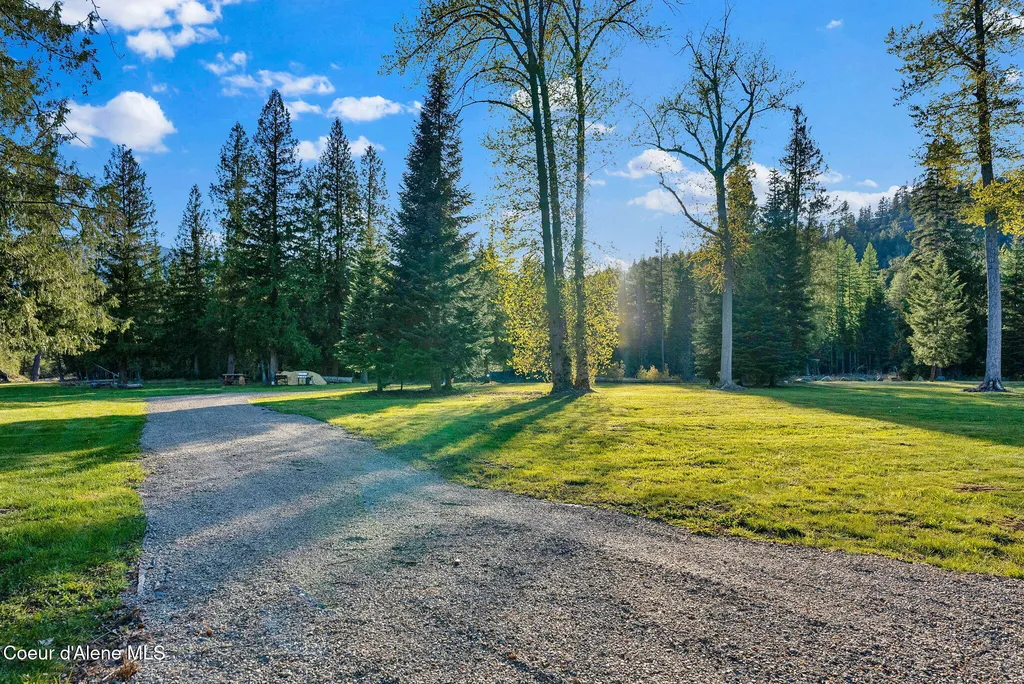 Nka Pebble Lane Moyie Springs ID 83845