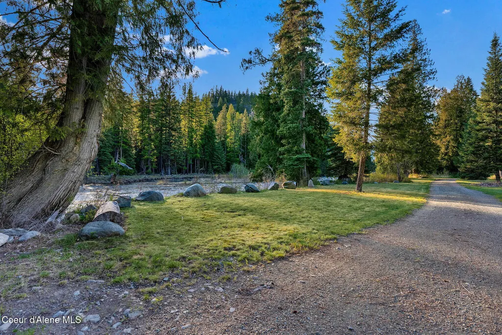 Nka Pebble Lane Moyie Springs ID 83845
