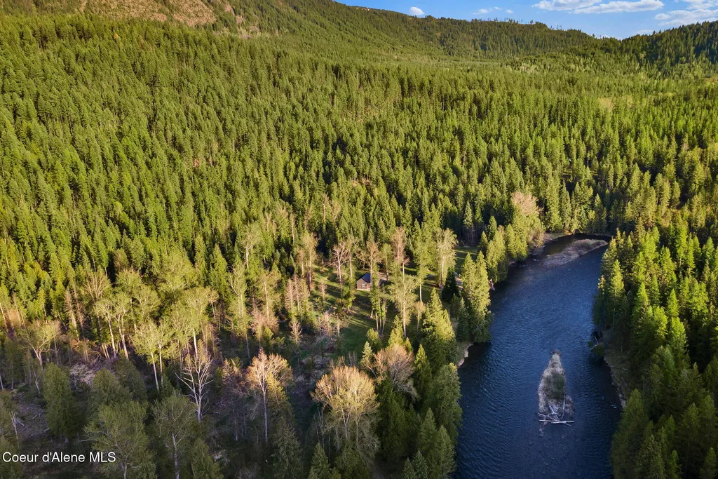 Nka Pebble Lane Moyie Springs ID 83845