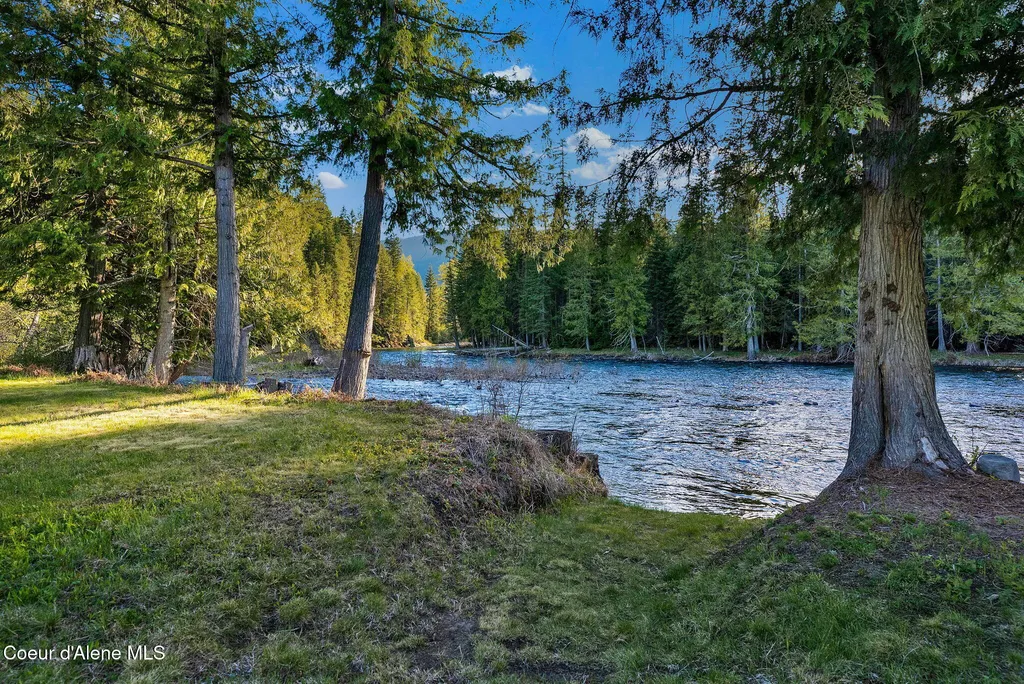 Nka Pebble Lane Moyie Springs ID 83845