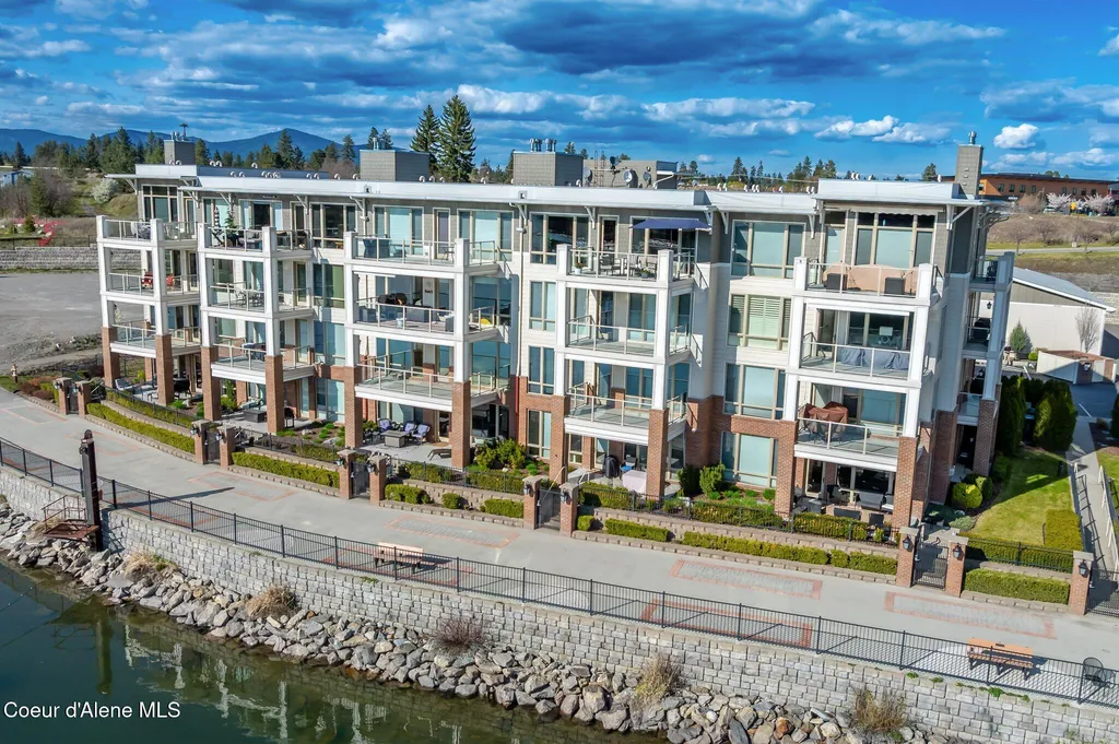 355 W Waterside Avenue Post Falls ID 83854