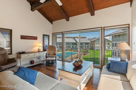 301 Iberian Way Sandpoint ID 83864