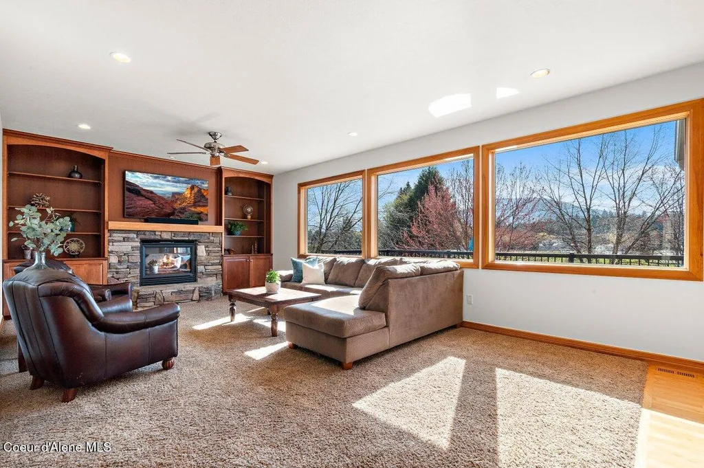 9024 N Baldwin Court Hayden ID 83835