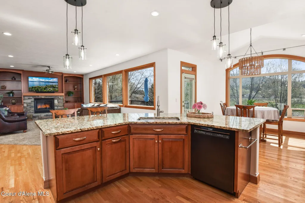 9024 N Baldwin Court Hayden ID 83835