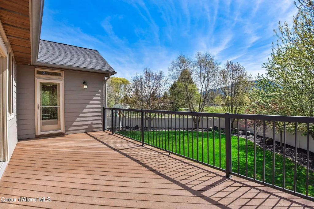 9024 N Baldwin Court Hayden ID 83835