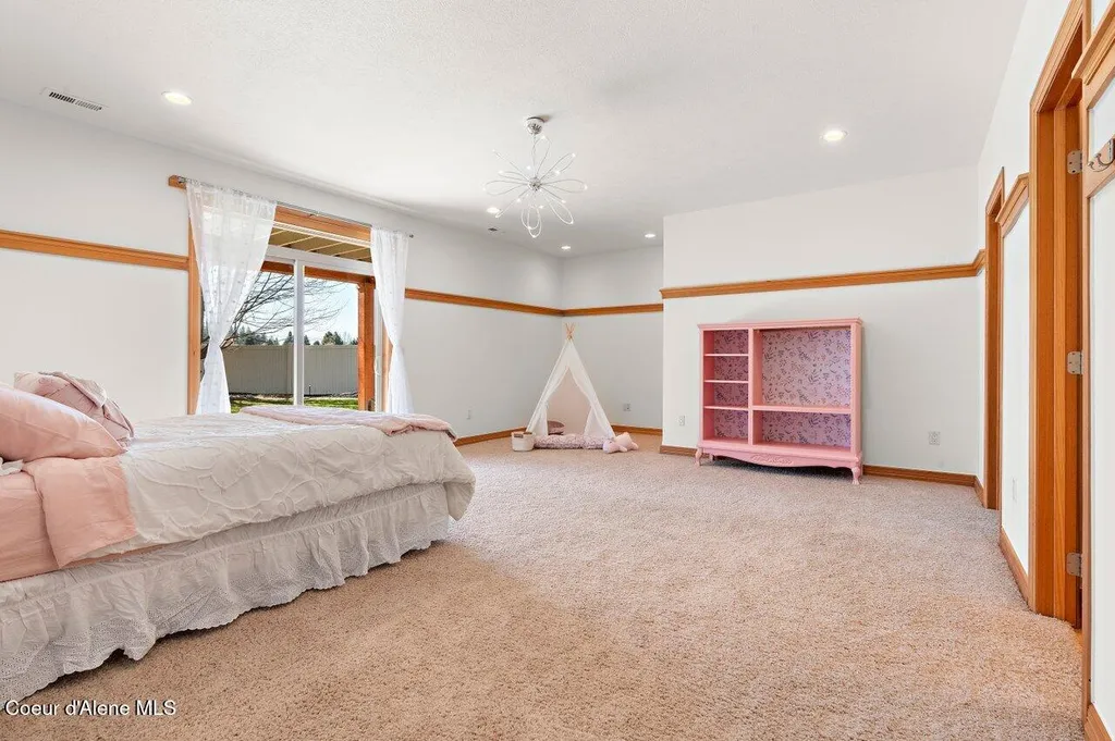 9024 N Baldwin Court Hayden ID 83835