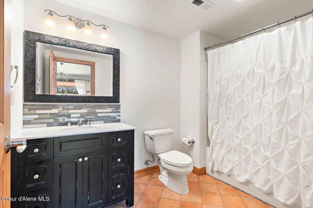 9024 N Baldwin Court Hayden ID 83835