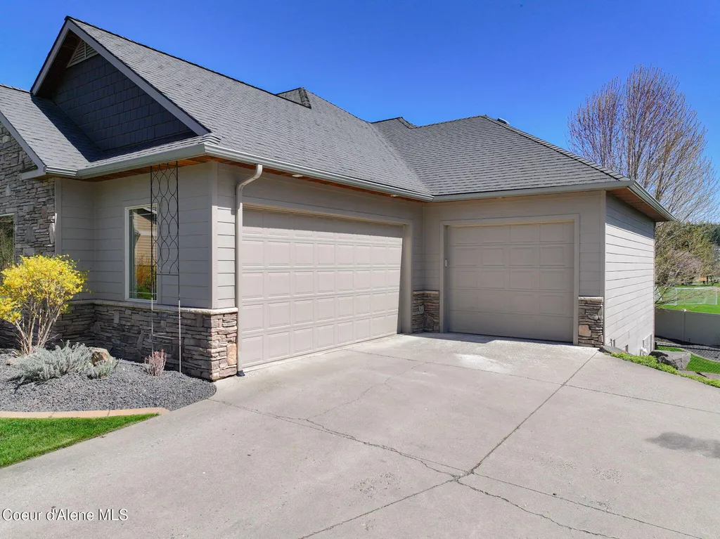 9024 N Baldwin Court Hayden ID 83835