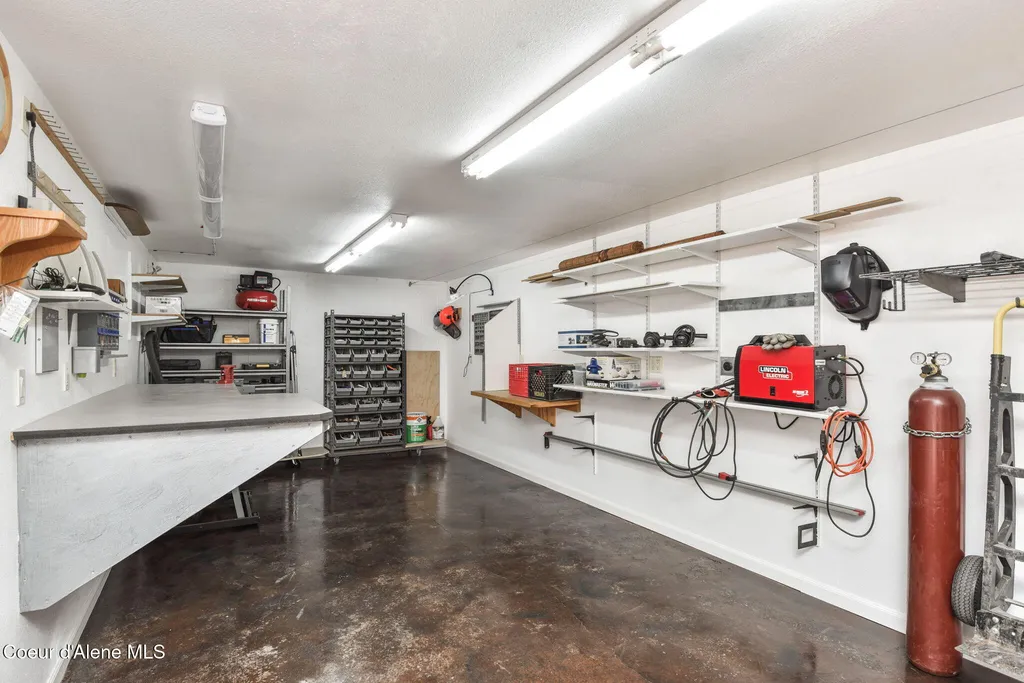 9024 N Baldwin Court Hayden ID 83835