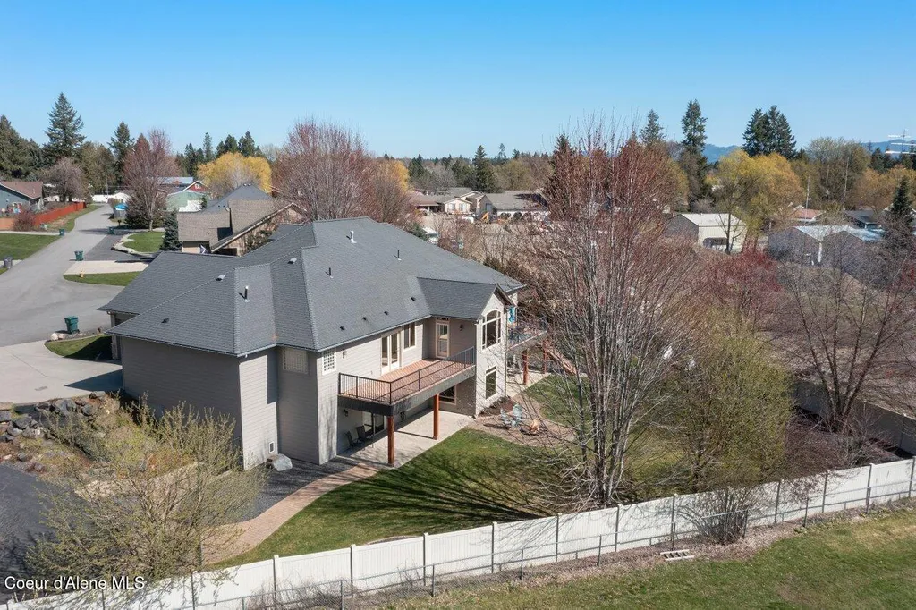 9024 N Baldwin Court Hayden ID 83835