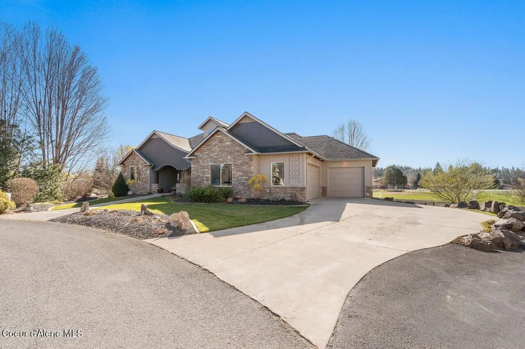 9024 N Baldwin Court Hayden ID 83835