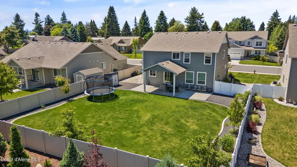 11552 N Beryl Drive Hayden ID 83835